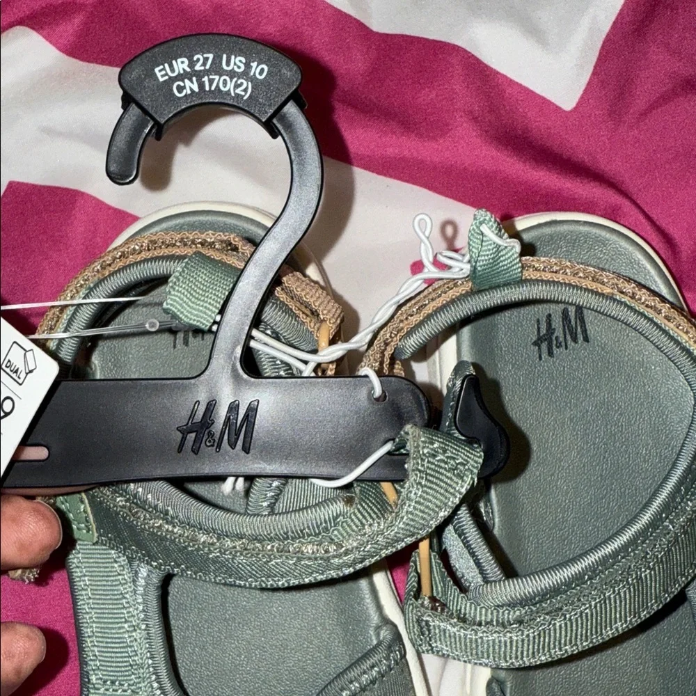 H&M Sage Green Strappy Sandals For Toddlers/kids(Boys) - Picture 3 of 7